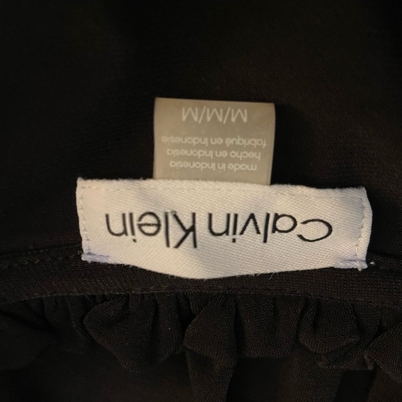 Black Blouse with Ruffles at Collar and Sleeves Calvin Klein Size Medium - Picture 3 of 6